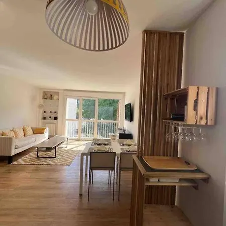 Cosy Proche Paris Appartement *